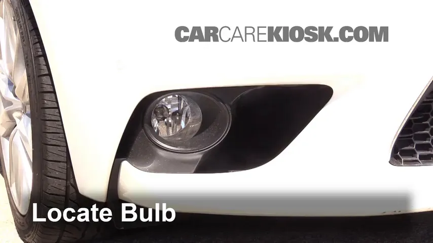 2014 Lexus IS250 2.5L V6 Lights Fog Light (replace bulb)